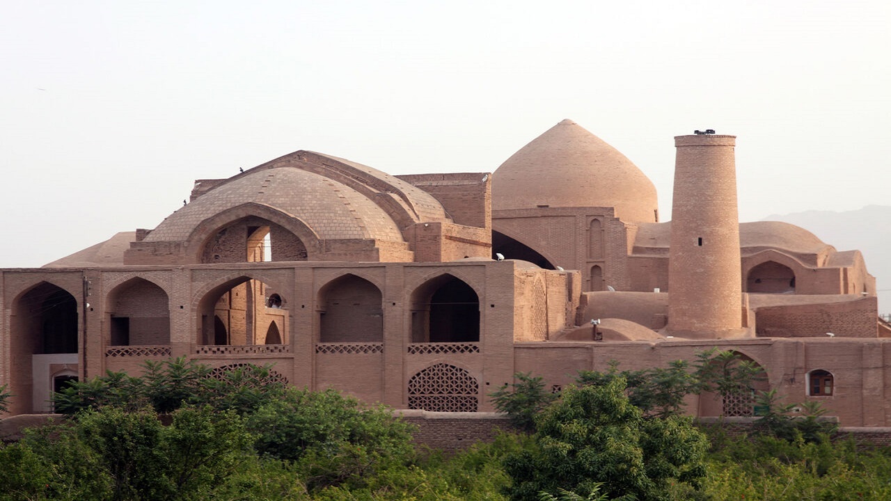 شناسایی ۴ هزار اثر تاریخی و طبیعی در اردستان