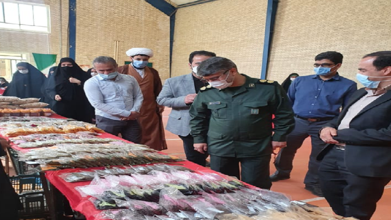 راه اندازی نمایشگاه توانمندی بانوان در بافق