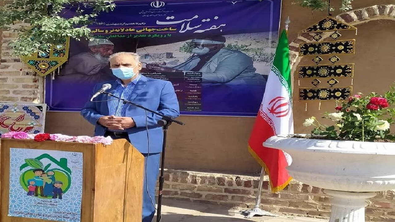۱۰ هزار سفیر سلامت در دانشگاه علوم پزشکی زاهدان مشغول خدمت‌رسانی هستند