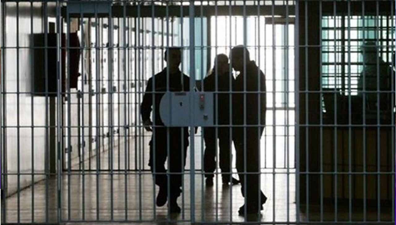 ۳۰۰ نفر از زندانیان مهاباد به مرخصی رفتند