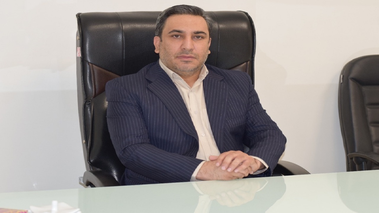 رئیس جمهور آینده باید اقتصاد‌دان باشد