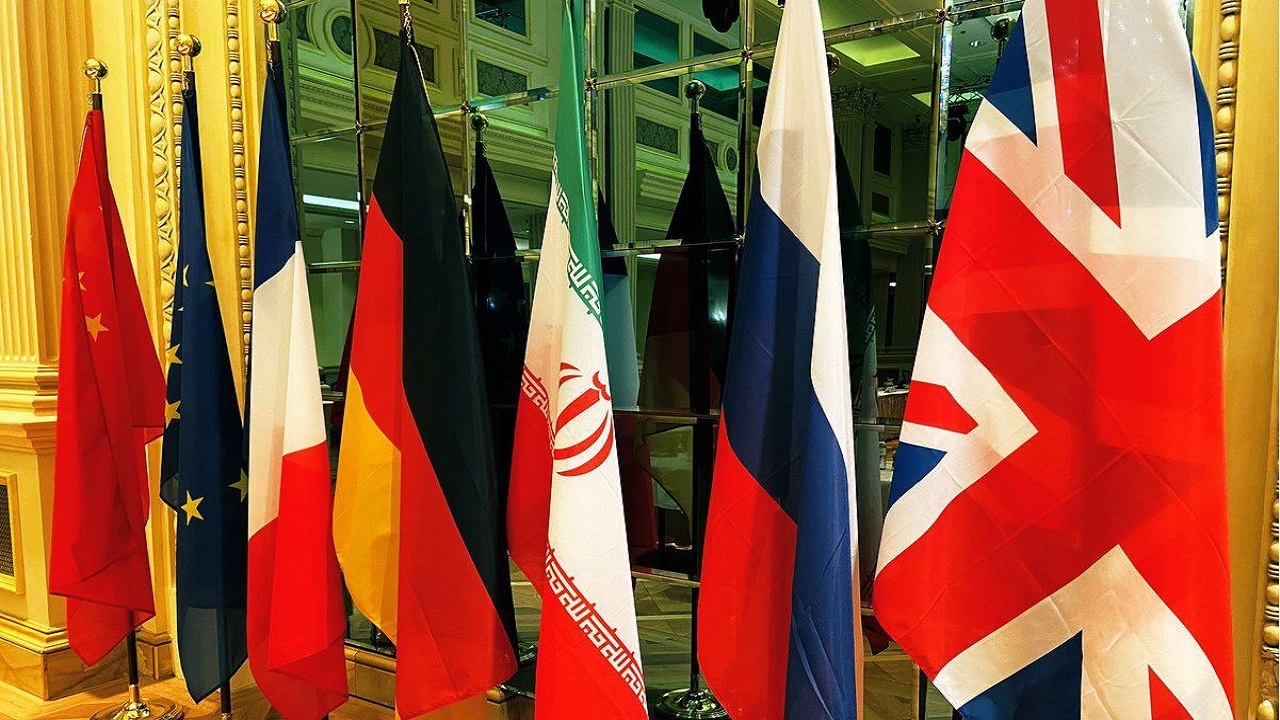 بلومبرگ: قدرت‌های جهانی خواستار رسیدن به توافق با ایران تا اواسط ماه مه‌ هستند