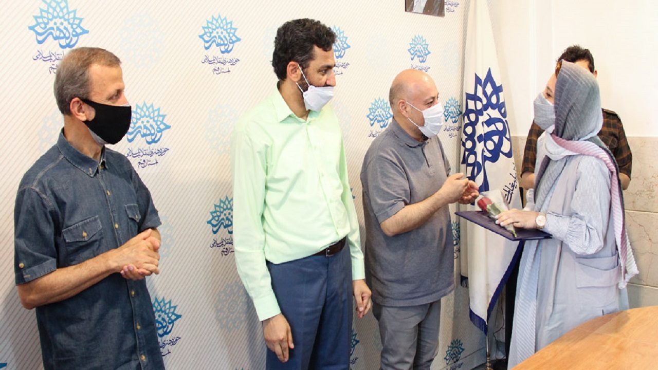 برگزیدگان جشنواره  نمایشنامه‌‎نویسی در قم تجلیل شدند