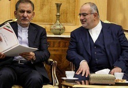 دو روایت از ارز ۴۲۰۰ تومانی/ وقتی آشنا ادعای جهانگیری را غیرقابل باور کرد