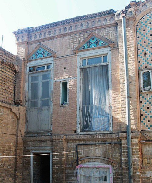 سفری پانصدساله در خانه موسوی پریشانی