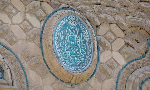سفری پانصدساله در خانه موسوی پریشانی