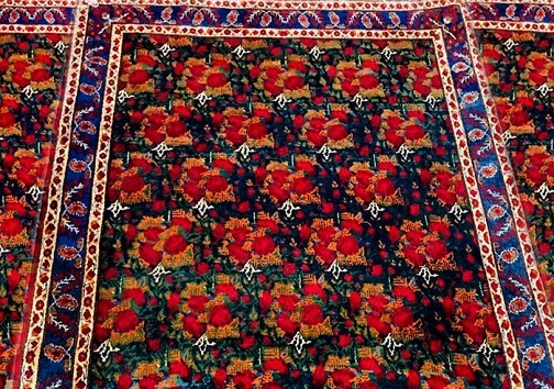 چشمانداز باغ دلگشای ایرانی در فرش ایران چشمانداز باغ دلگشای ایرانی در فرش ایران