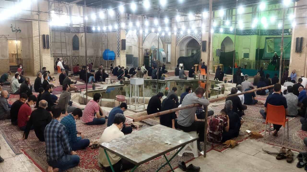 مراسم احیاء شب نوزدهم ماه مبارک رمضان در کاشان + تصاویر