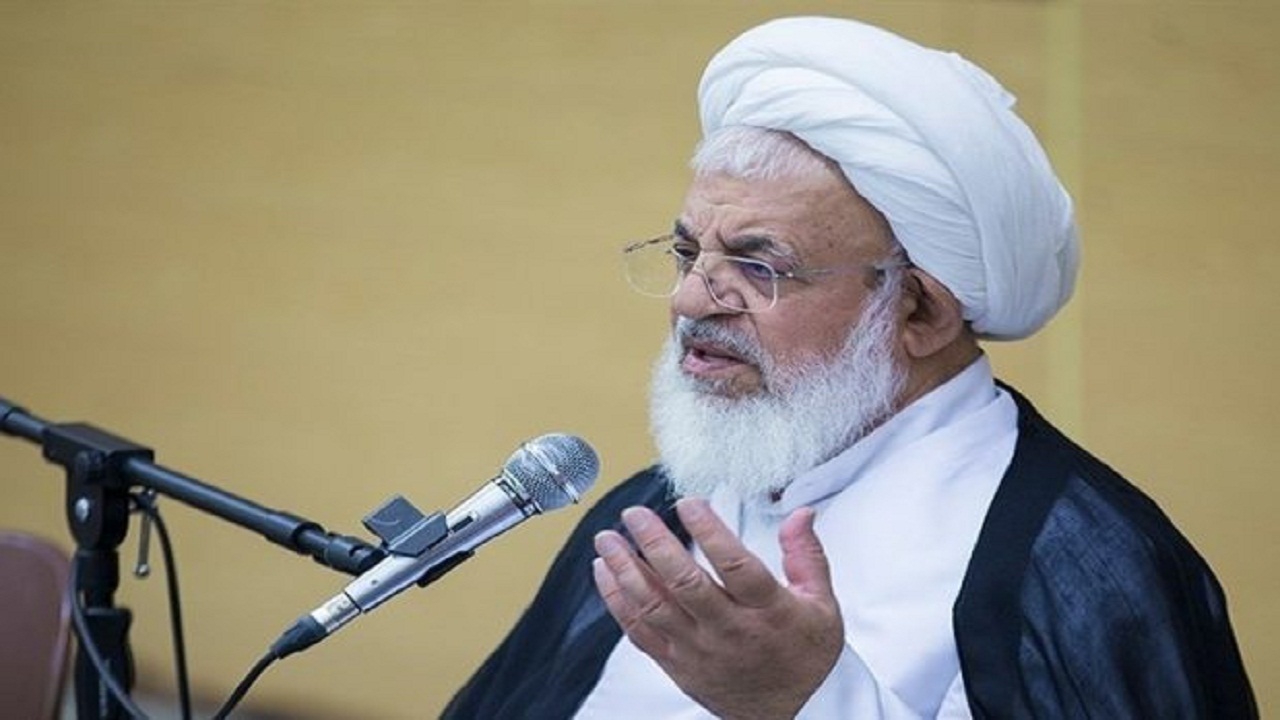 آموزش‌ها به نحوی باشد که دانش آموز از ابتدا با فکر و اندیشه حرکت کند
