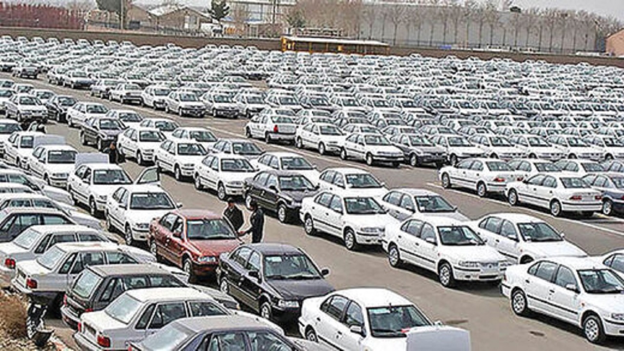 ساز و کار قیمت گذاری خودرو در شورای رقابت باید تغییر کند