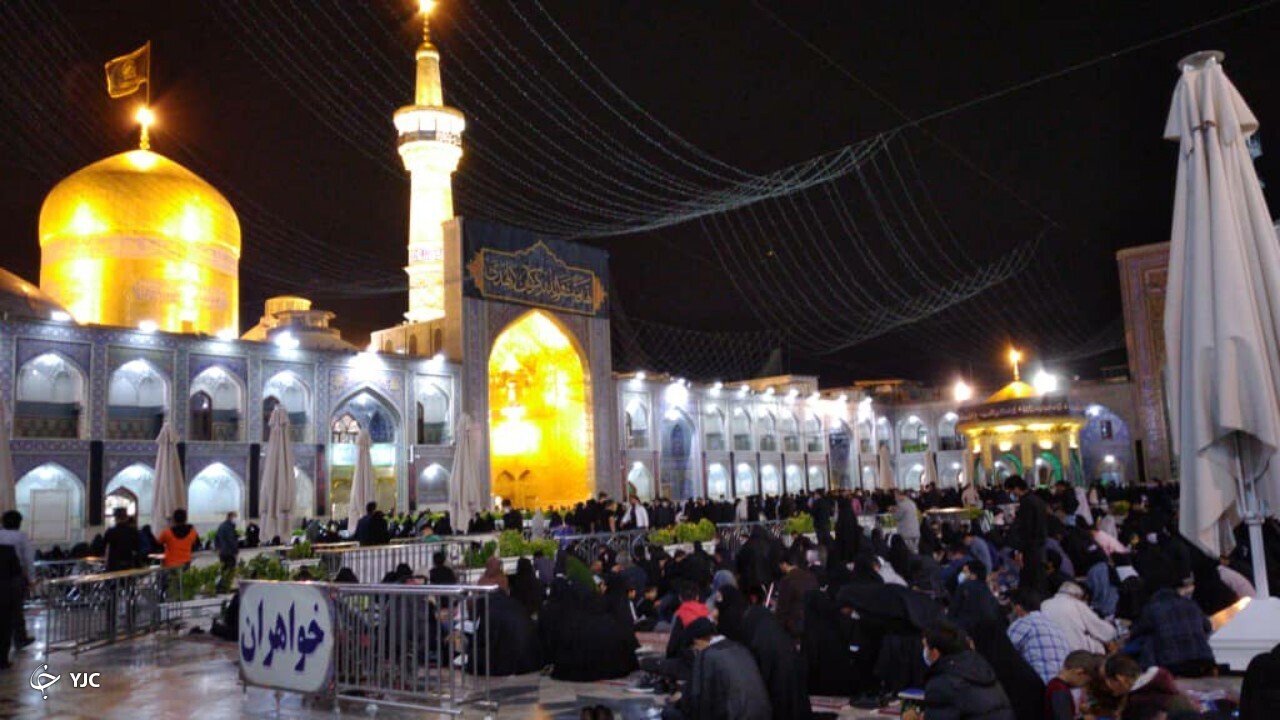 بیست و یکمین شب رمضان در حرم مطهر رضوی