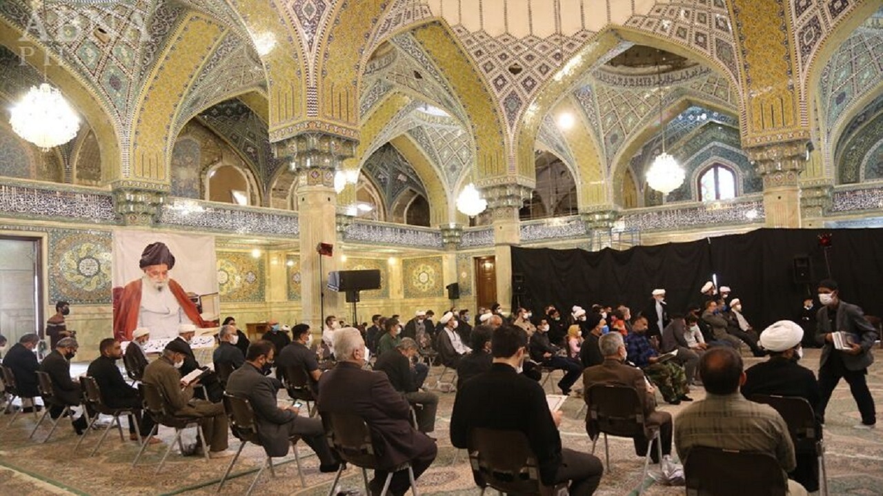 آیین هفتمین روز ارتحال  آیت الله حسینی کاشانی در قم برگزار شد