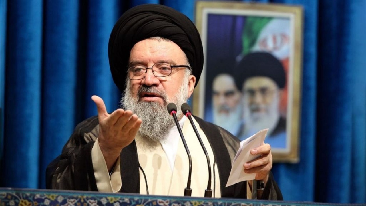 تلاش دشمن برای شیوع ویروس بی اعتنایی در جامعه