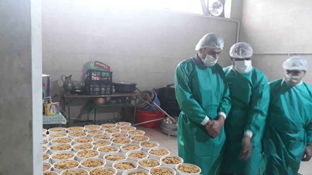 توزیع ۴۸۰ پرس غذای گرم در کرمان