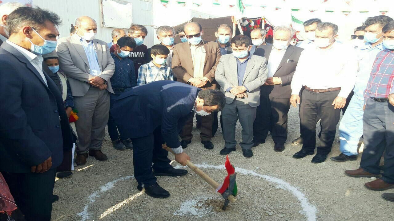 کلنگ زنی ساخت مدرسه عشایری در فیروزآباد