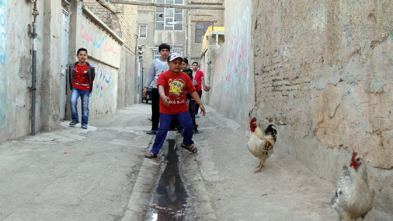 کودکان پایین شهر