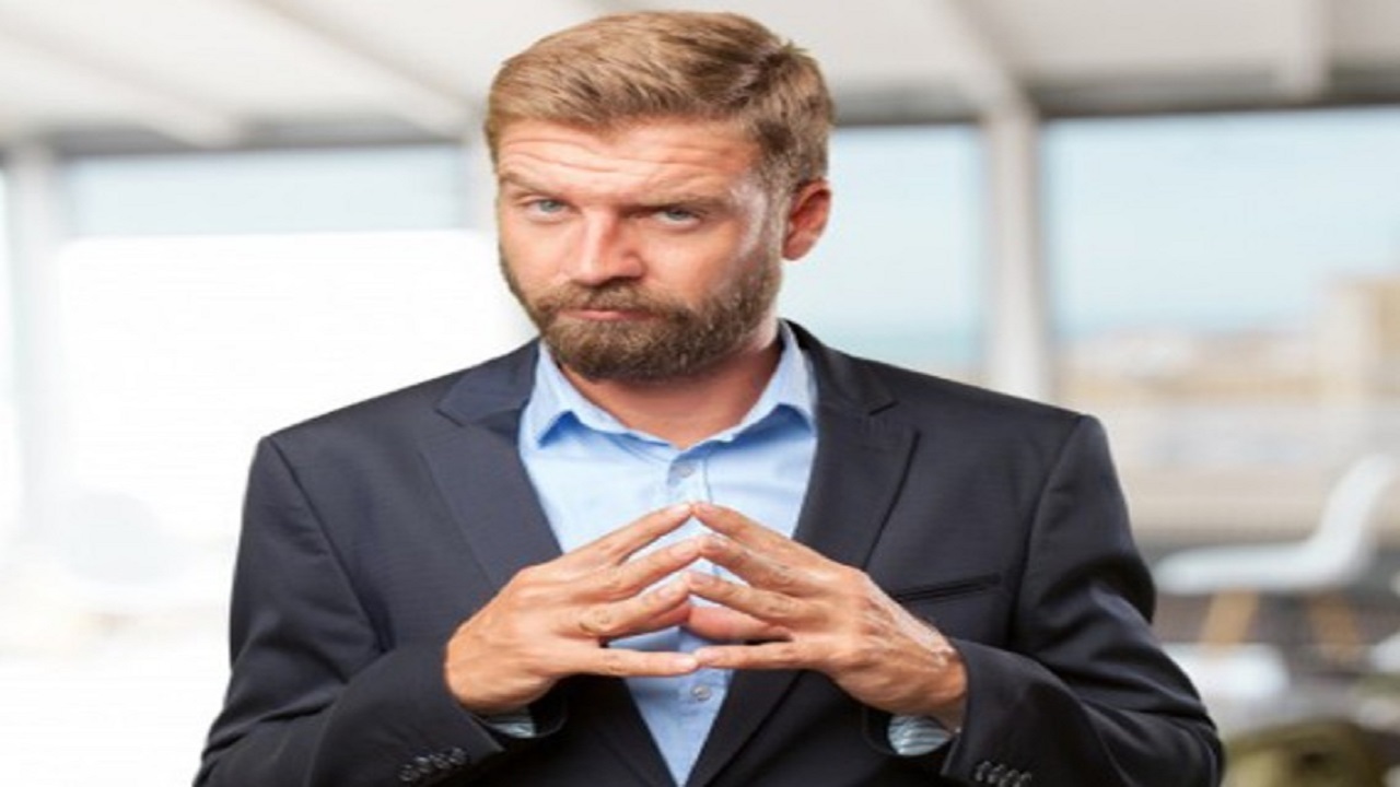چگونه با افراد مغرور رفتار کنیم؟