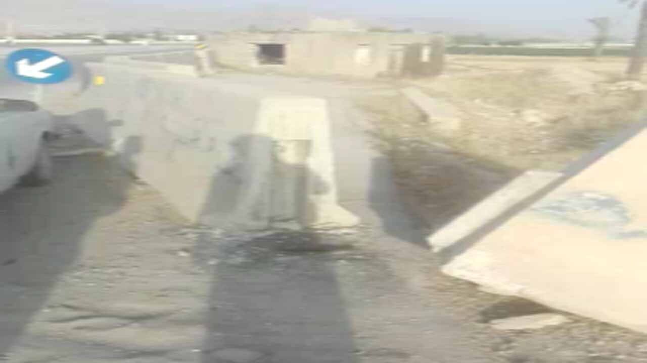 گلایه از وضع نامناسب جاده در محور شیراز به کازرون + فیلم