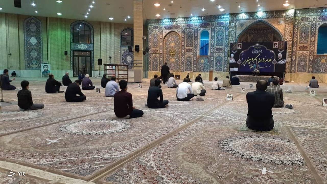 راز و نیاز ایلامیان در شب قدر + عکس
