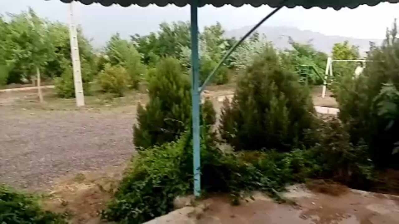 بارش شدید باران بهاری در روستای بمرود + فیلم