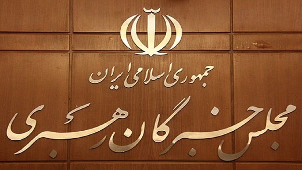 خط مقاومت در برابر سازشکاران و تفرقه افکنان ایستاده است