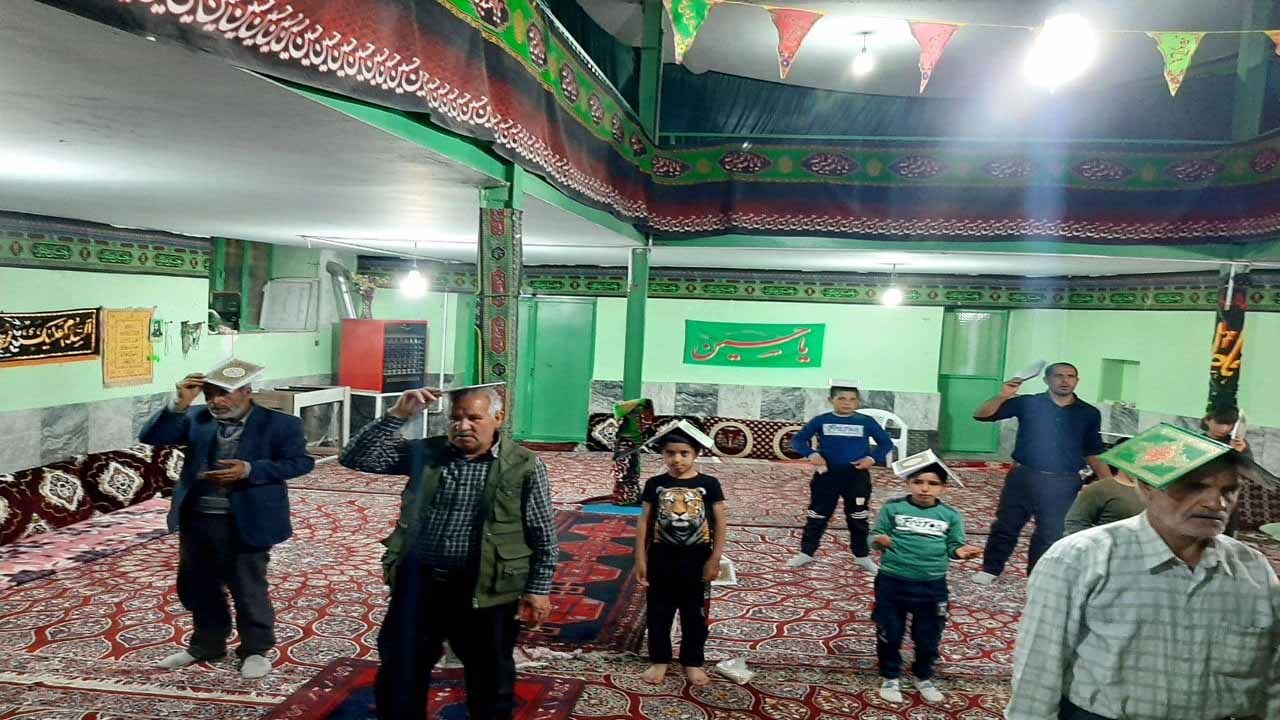 برپایی مراسم شب قدر در روستای توآباد + فیلم