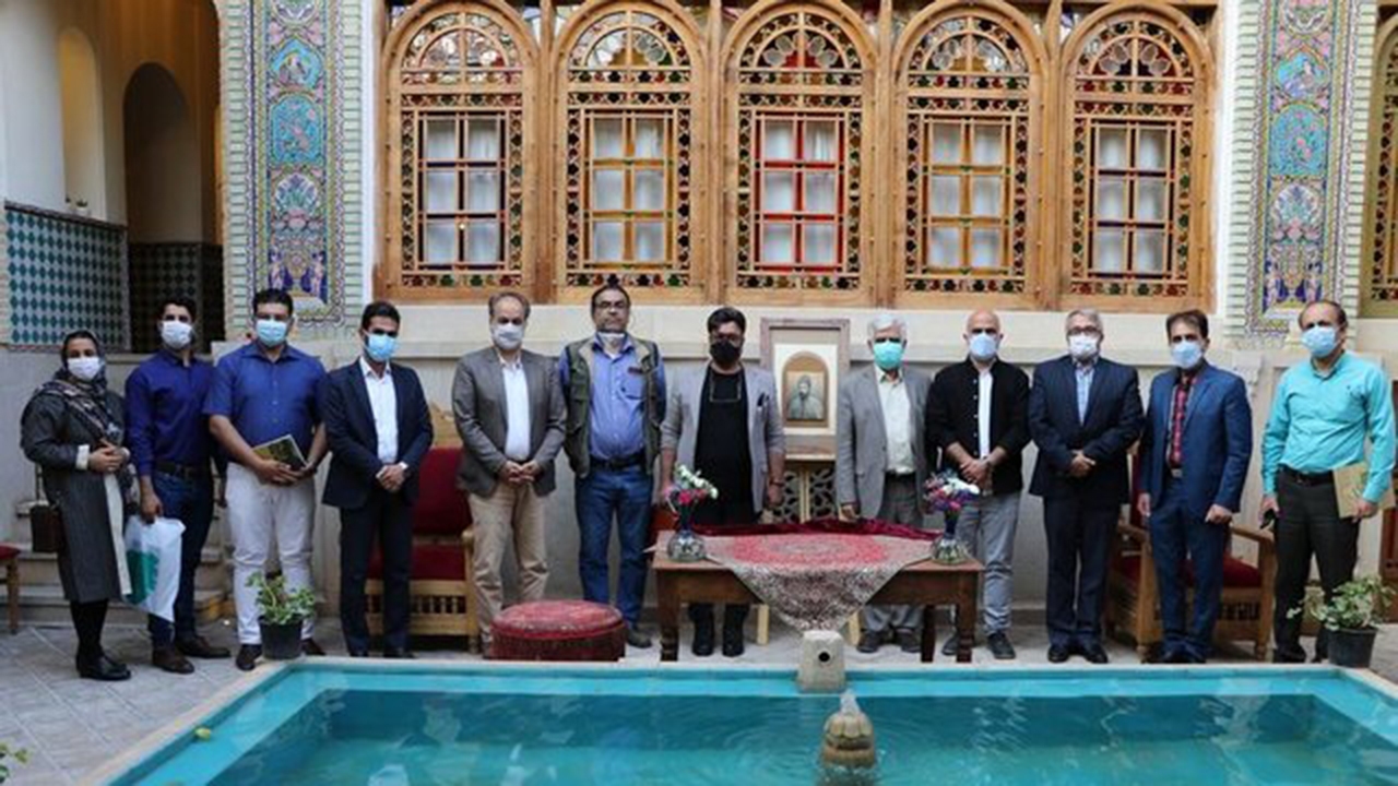 رونمایی از چهار کتاب ۲ پژوهشگر شیرازی