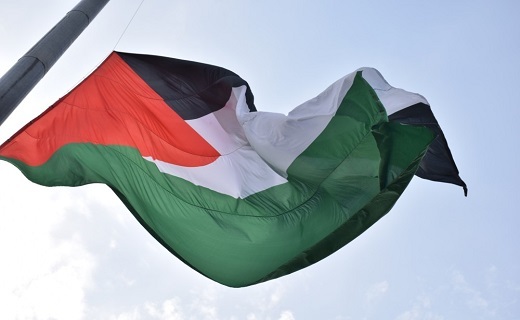 پرچم فلسطین در رشت به اهتزاز درآمد + تصاویر