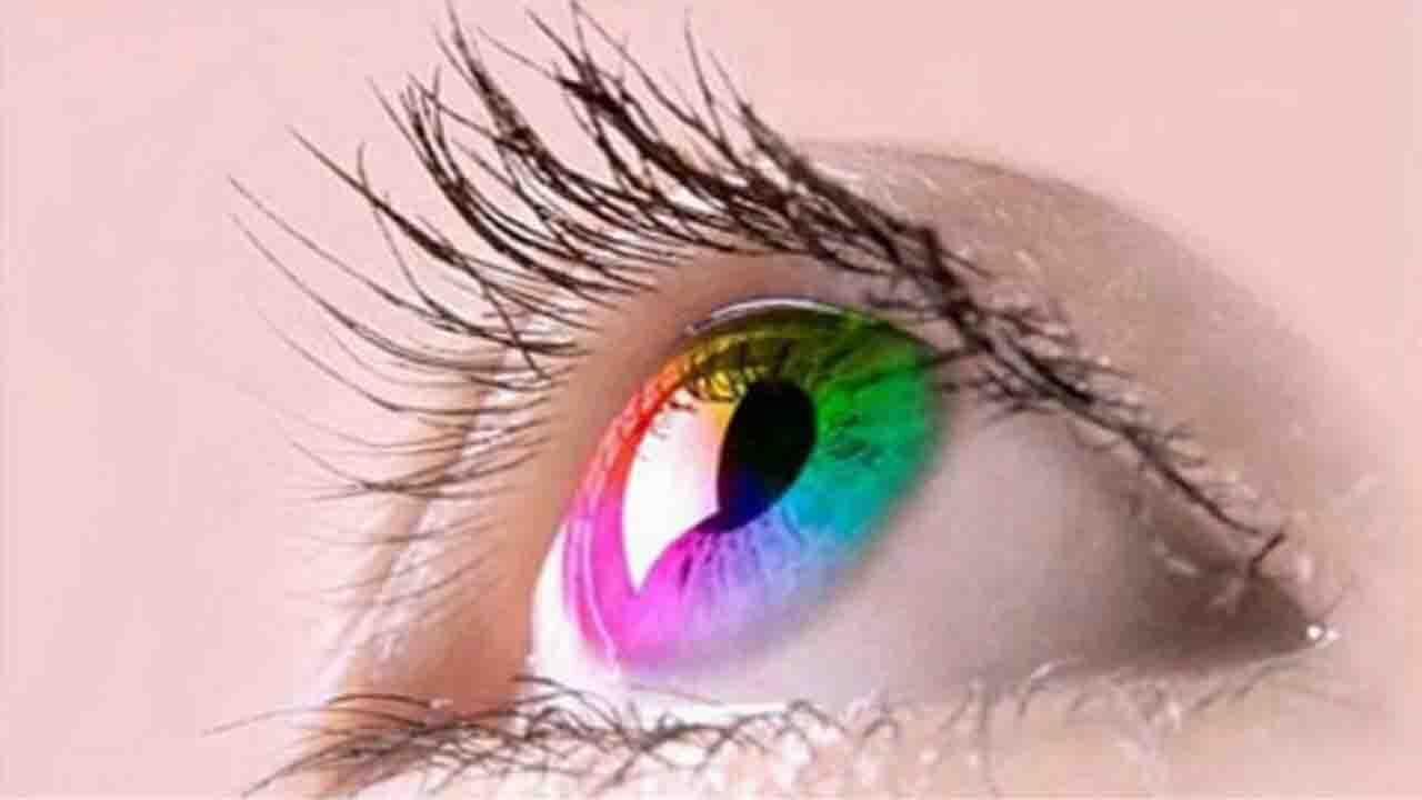 چرا انسان‌ها چشمان سیاه ندارند؟
