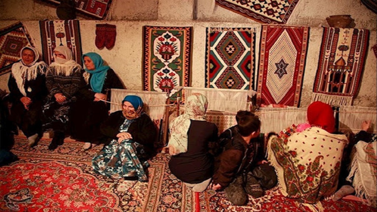 فعالیت۱۵۰ کارگاه گلیم‌بافی در ایجرود