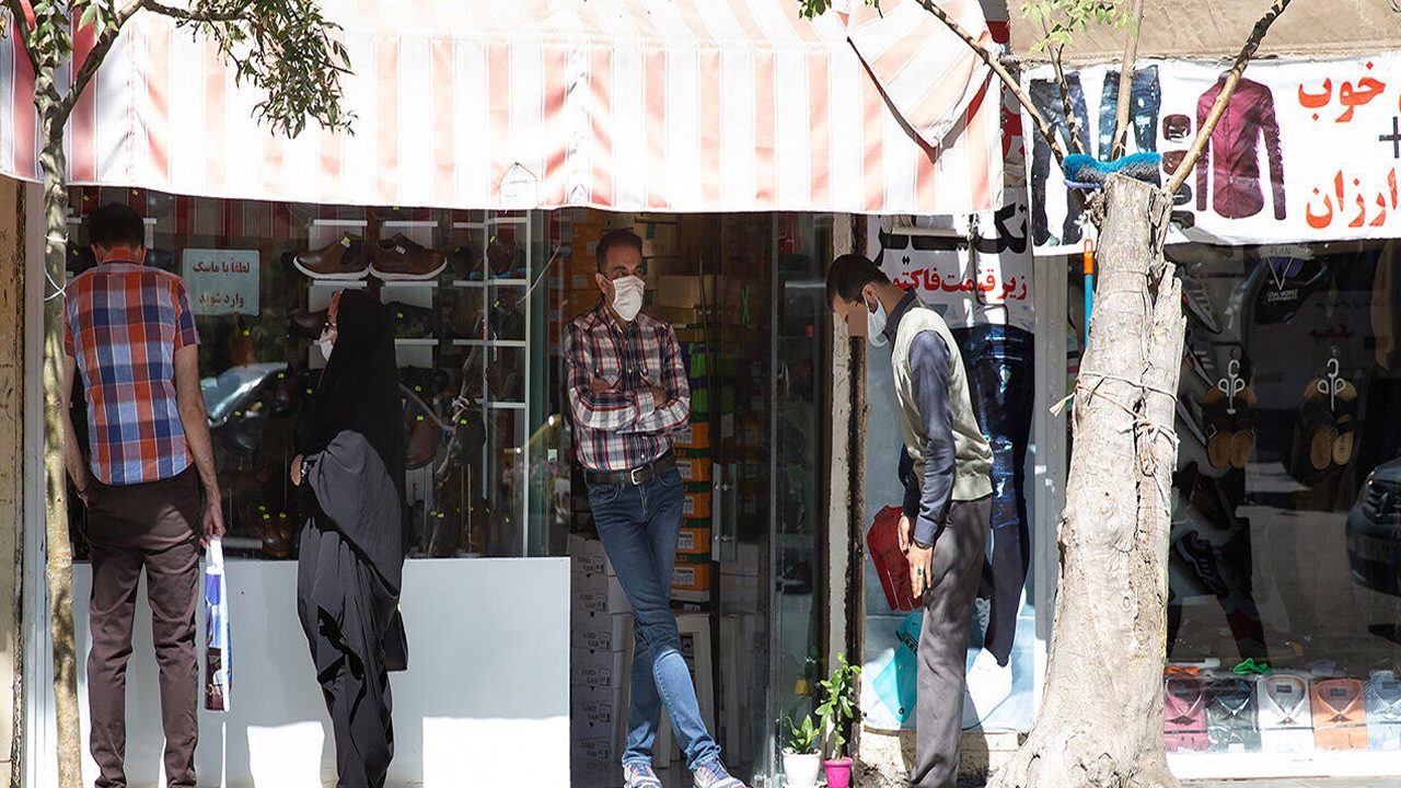 اصناف مهاباد پیشرو در رعایت محدودیت‌های کرونایی