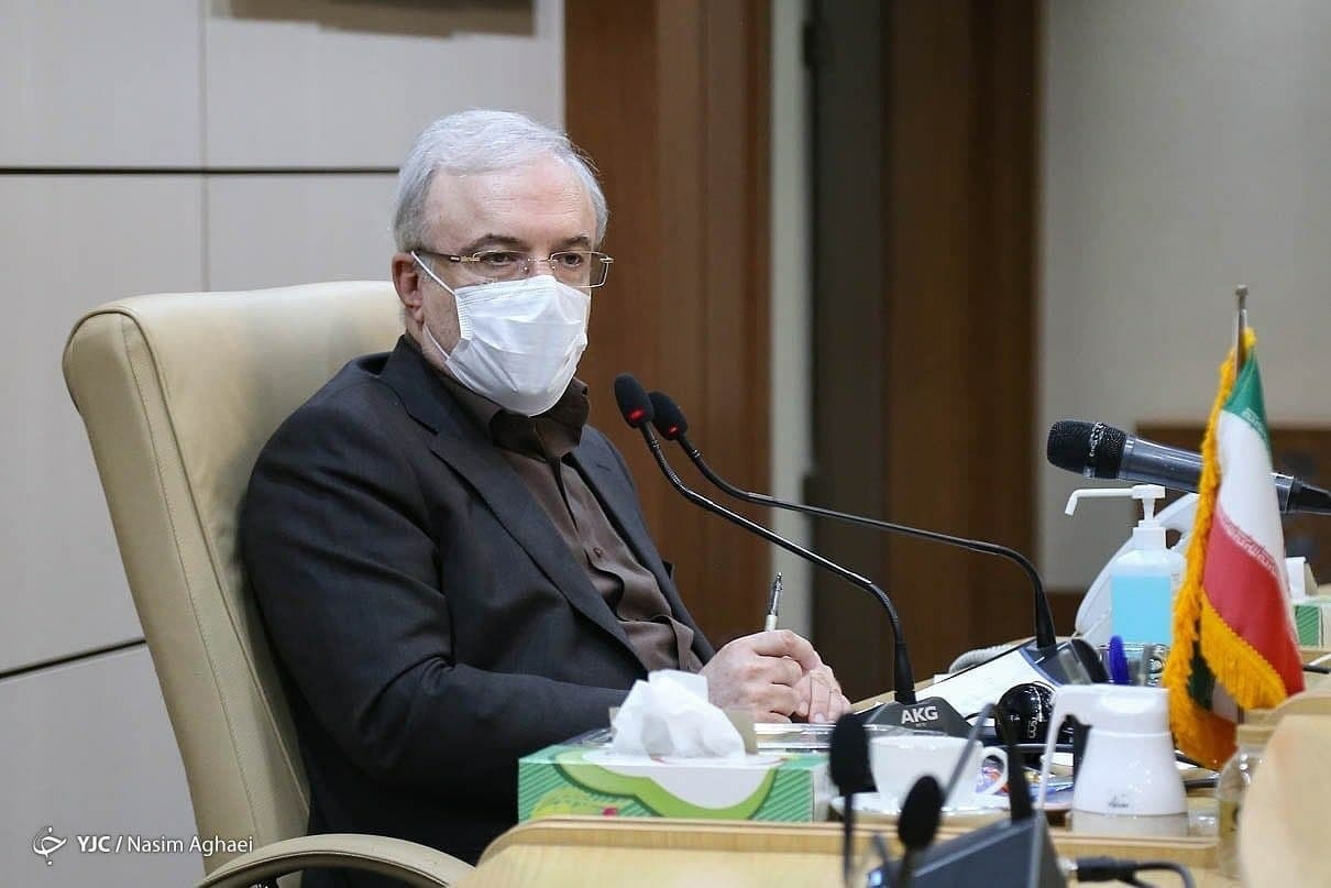 دستور نمکی برای واکسیناسیون افراد بالای ۸۰ سالی که به مراکز مراجعه می‌کنند