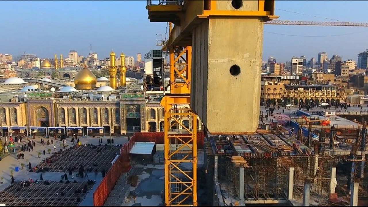 فعالیت ۲۴ ساعته کارگران و مهندسان روزه‌دار در طرح توسعه حرم حسینی