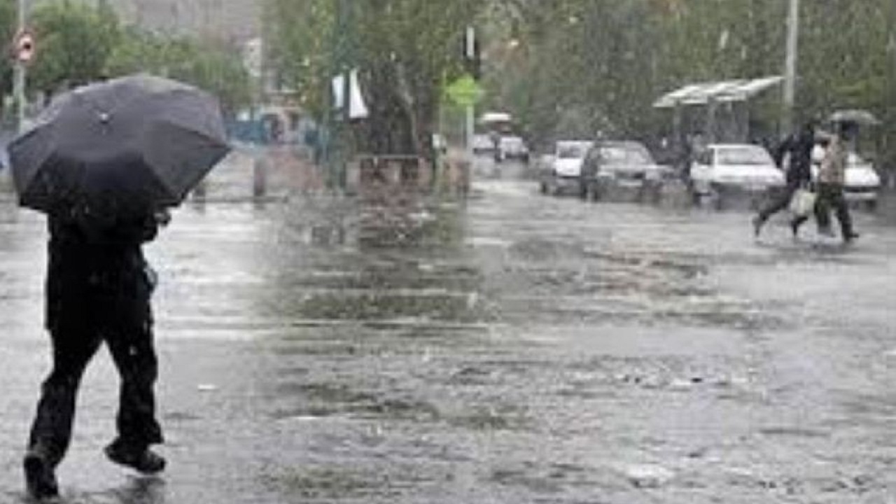 رگبار باران و رعد و برق در راه استان مرکزی