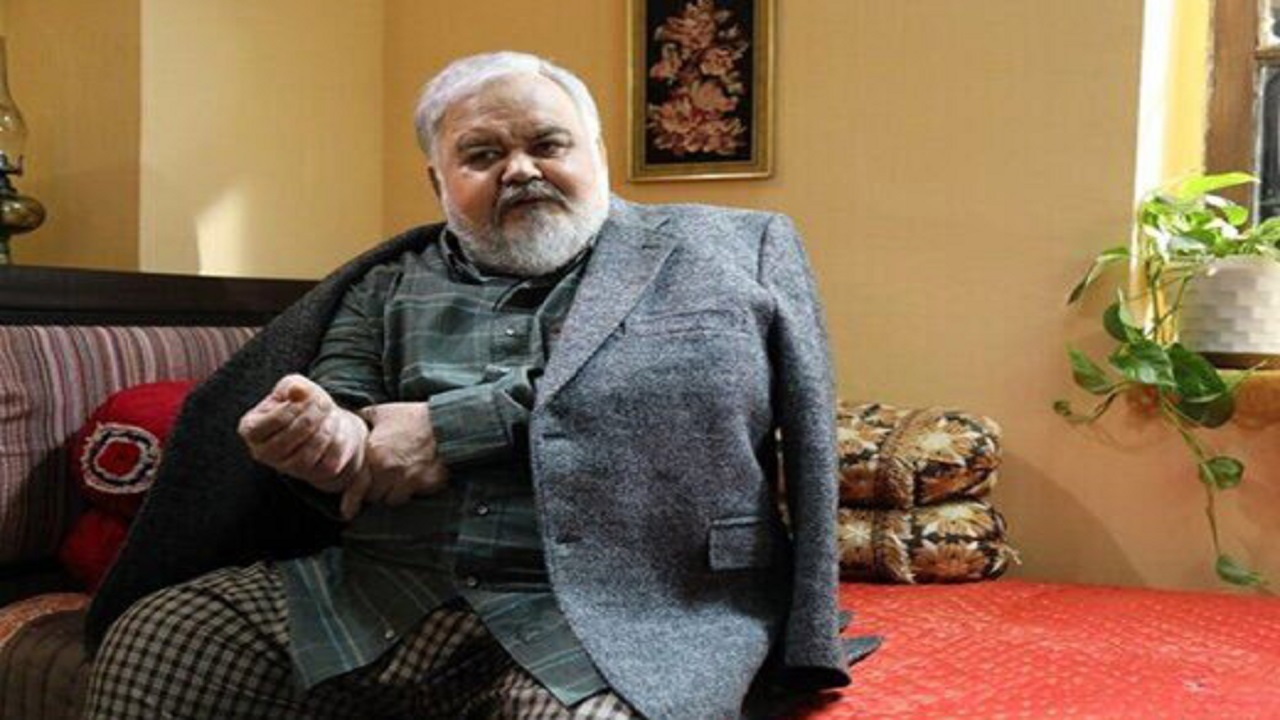 ماجرای کرونا گرفتن اکبر عبدی از زبان تهیه‌کننده «روز‌های آبی»