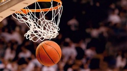 باشگاه خبرنگاران -صحنه‌ای کاملا عجیب در NBA / بسکتبالیستی که خودش را گل کرد! + فیلم