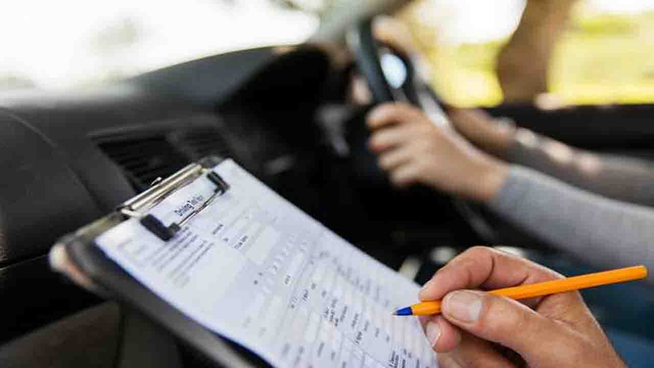 چگونه در امتحان آیین نامه رانندگی قبول شویم ؟