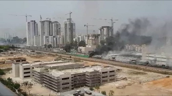 آتش سوزی گسترده نزدیک کارخانهای نظامی در سرزمینهای اشغالی آتش سوزی گسترده نزدیک کارخانهای نظامی در سرزمینهای اشغالی