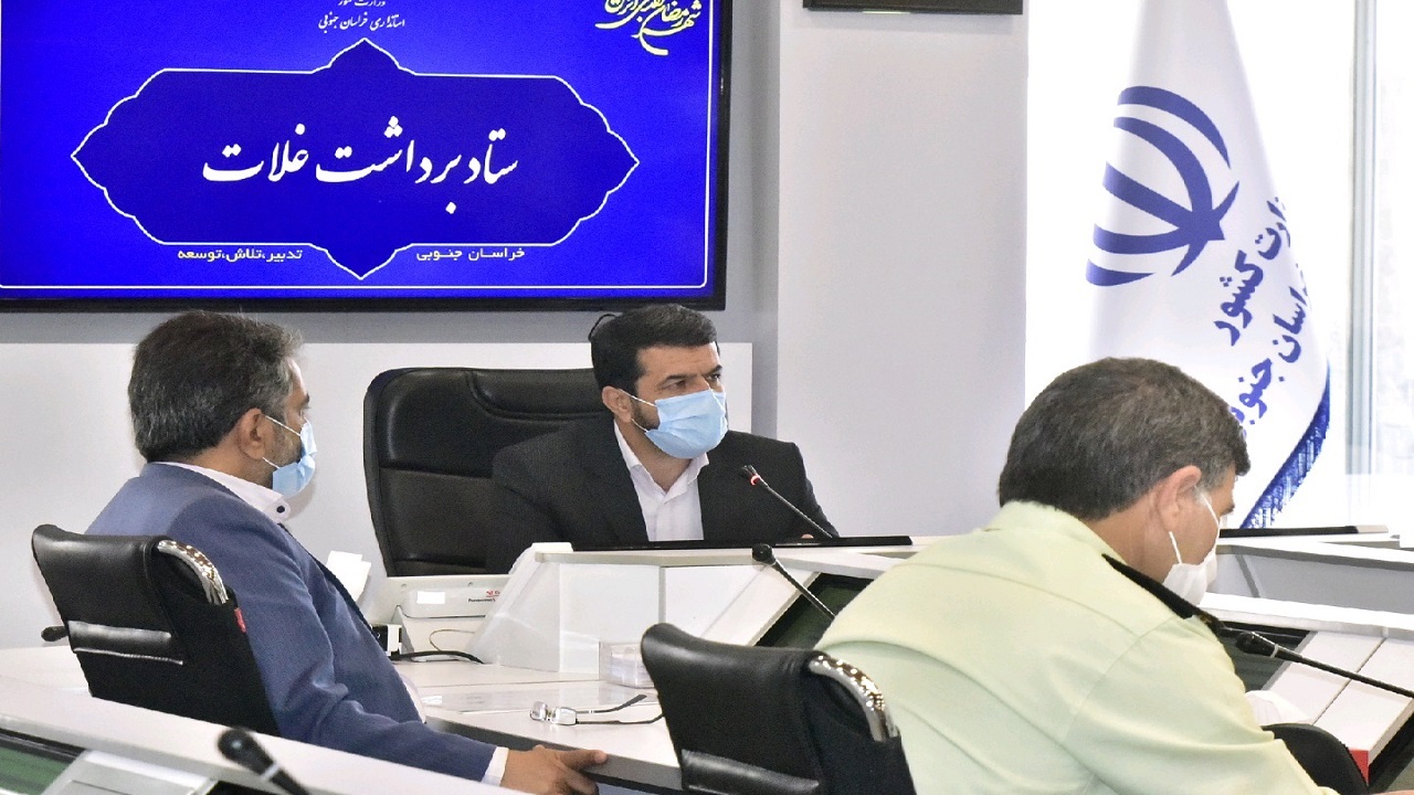 از مزرعه تا سفره در کنار کشاورز باشیم/ سودآوری کشاورزان را باید بالا برد