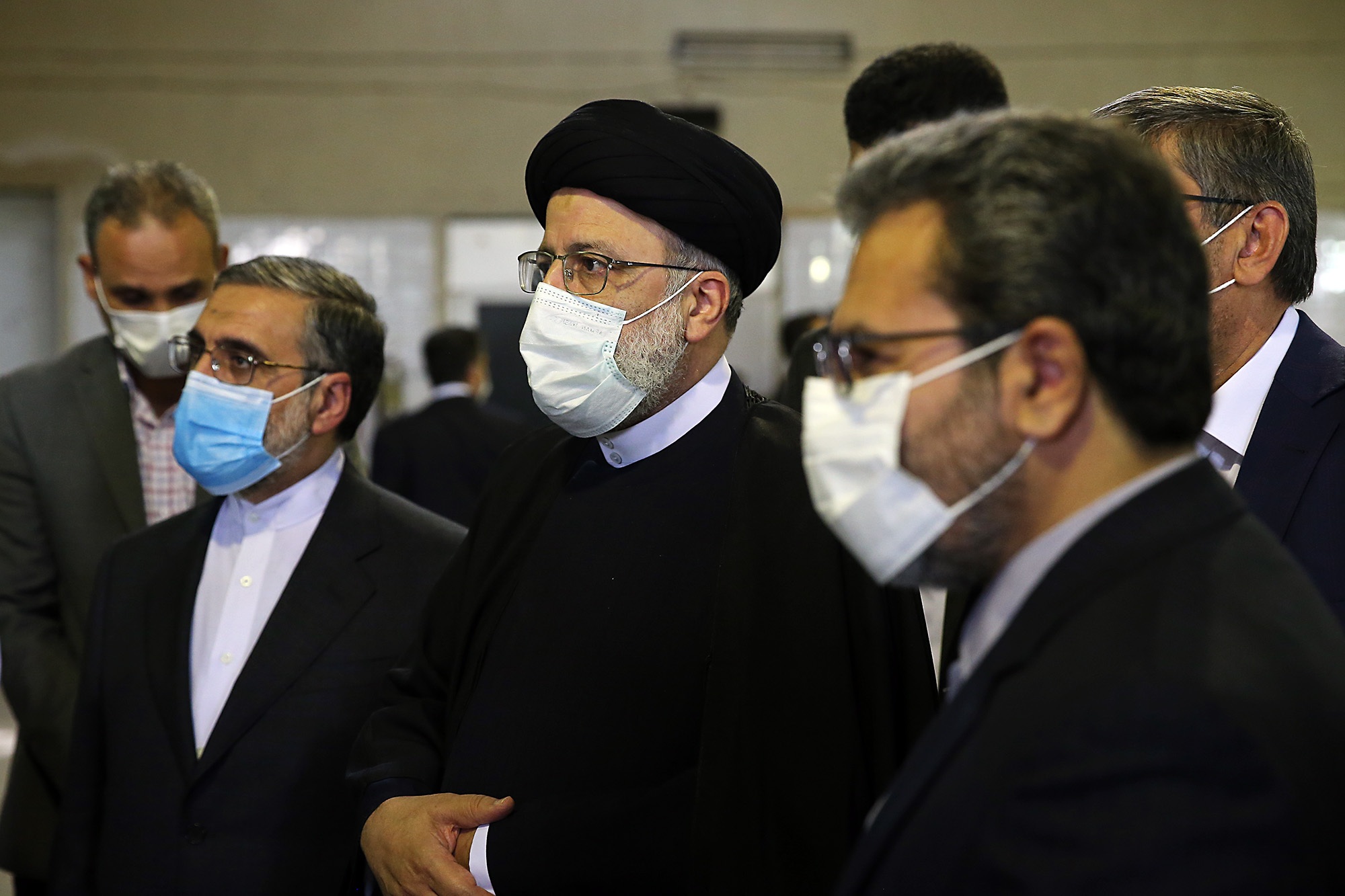 بازدید رئیس قوه قضاییه از کارخانه صنایع غذایی کیوان همدان