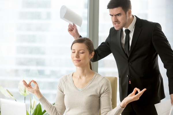 آیا می&zwnj;توان با یک رئیس بد کنار آمد؟
