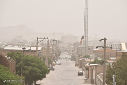 ریزگردها در آسمان اهواز