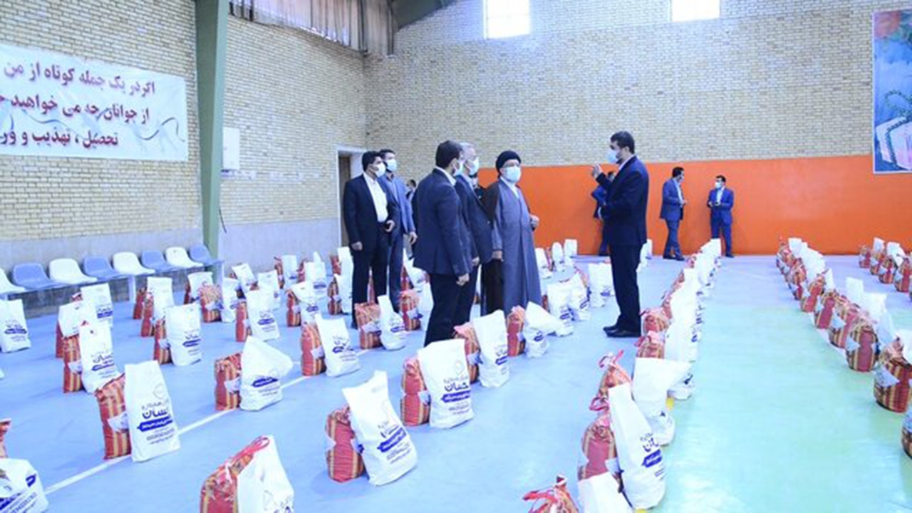 اعطای ۳۵۰۰ بسته معیشتی به خانواده زندانیان فارس