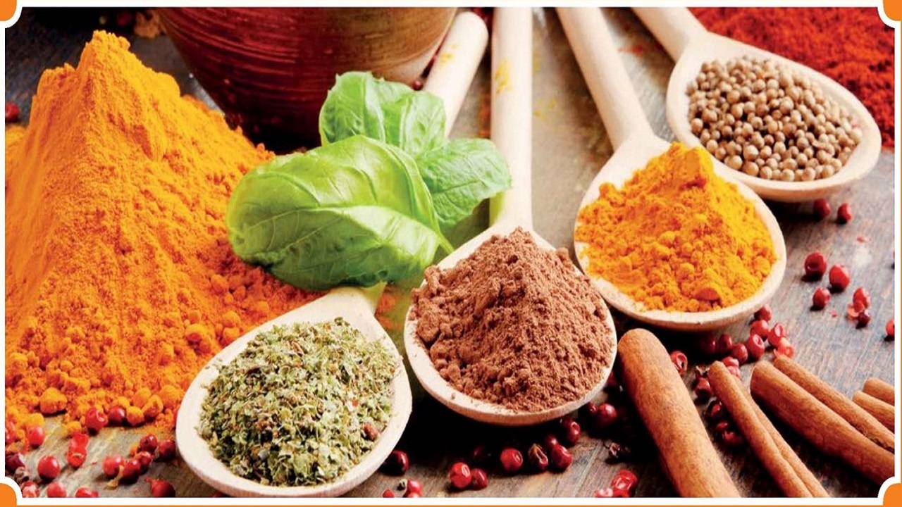 از دنیای خوش‌عطر و رنگ ادویه‌ها چه می‌دانید؟