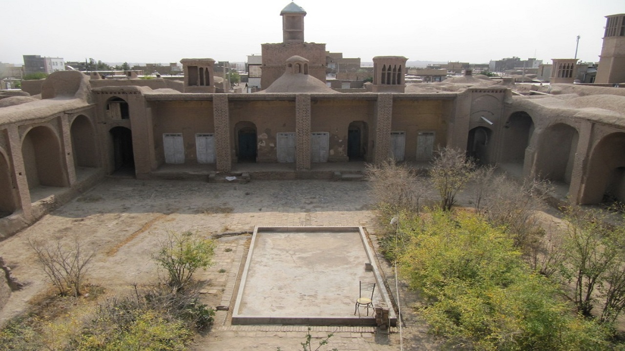 ثبت خانه تاریخی ۹۰ ساله رشتخوار در آثار ملی