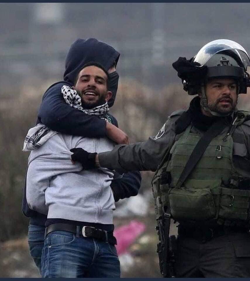 لبخند جوانان فلسطینی، نشان پیروزی مقاومت است