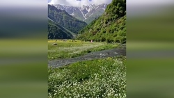 دریاچه زیبای «ماه» در مغولستان + فیلم