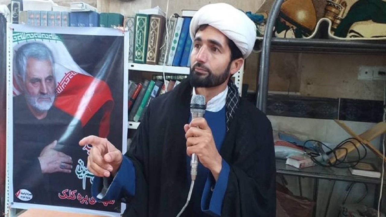امام محله‌ای که جوانی را از چنگ گروهک تجزیه‌طلب نجات داد + تصاویر