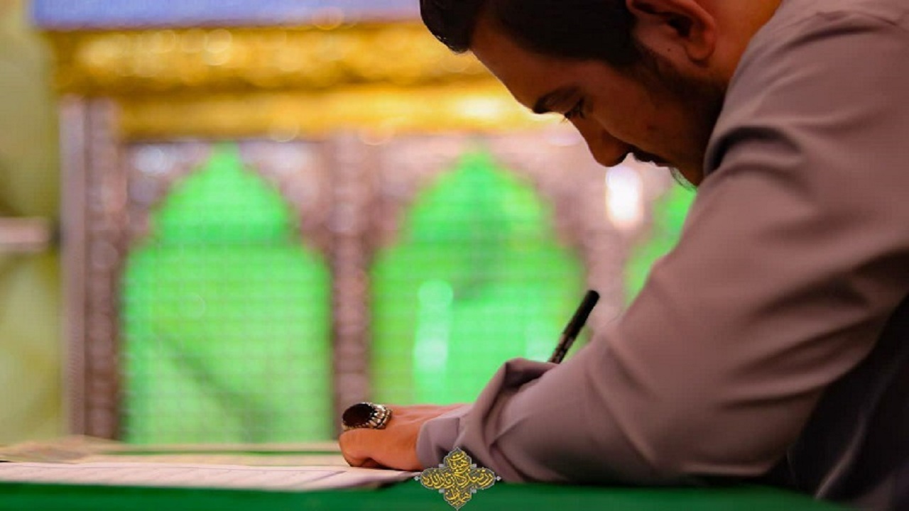 اتمام کتابت قرآن به یاد ۸ هزار شهید همدان