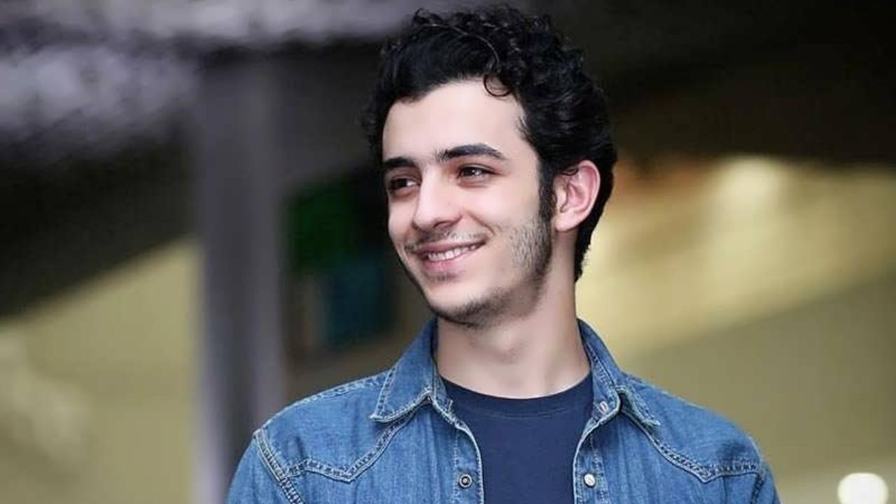 عکس دیده نشده از علی شادمان در کنار مادرش